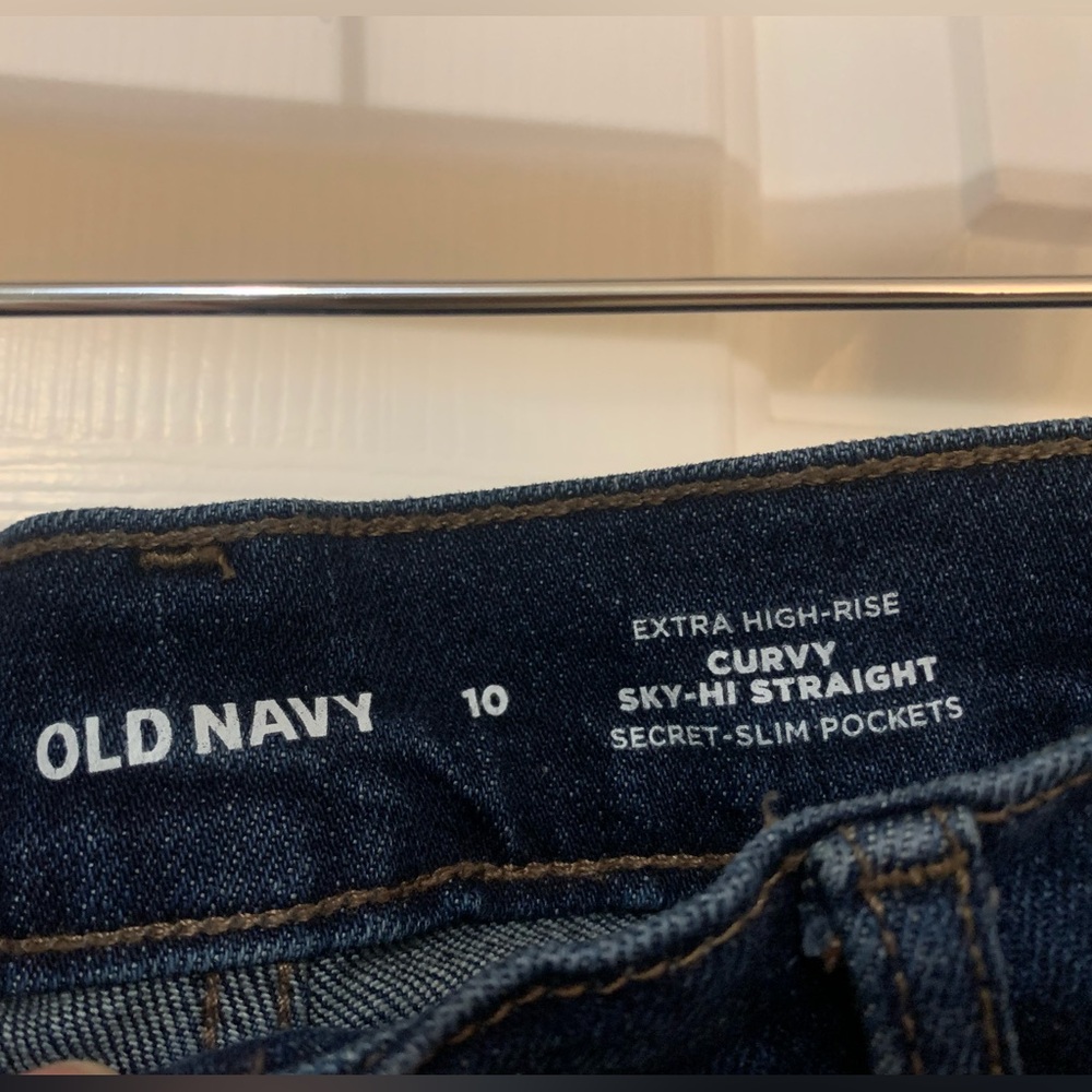 Old Navy Women’s Size 10 Extra High-Rise Curvy Sky-Hi Straight Jeans